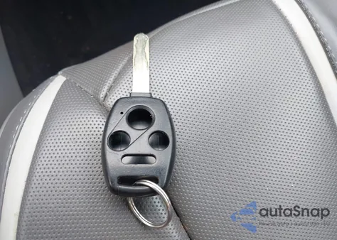 2013 Honda Civic Lx z USA, uszkodzony, nr VIN 2HGFB2F58DH586730